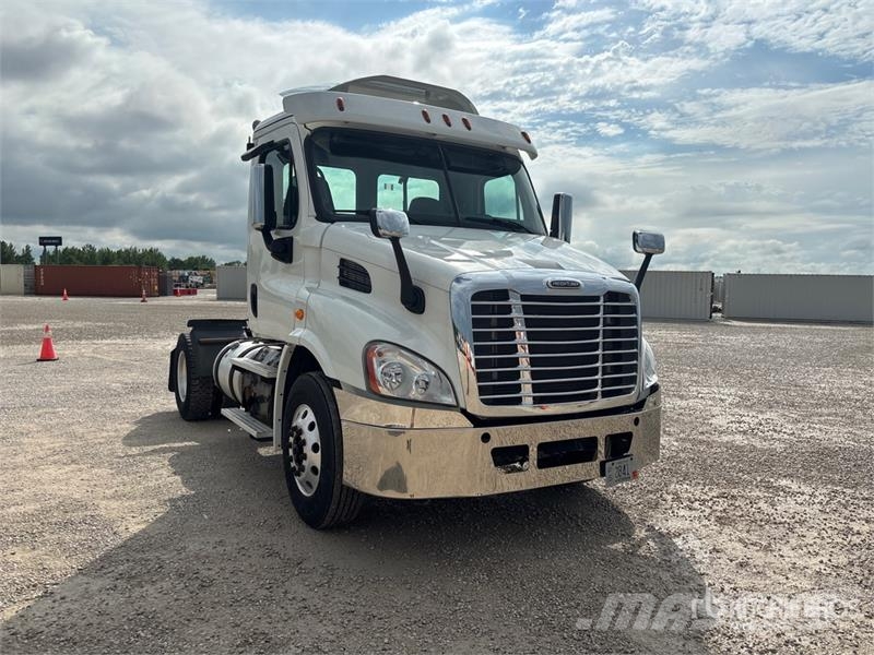 Freightliner Cascadia 113 Vlačilci