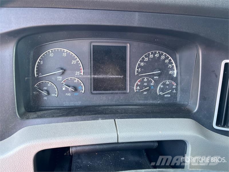 Freightliner Cascadia 126 Влекачи