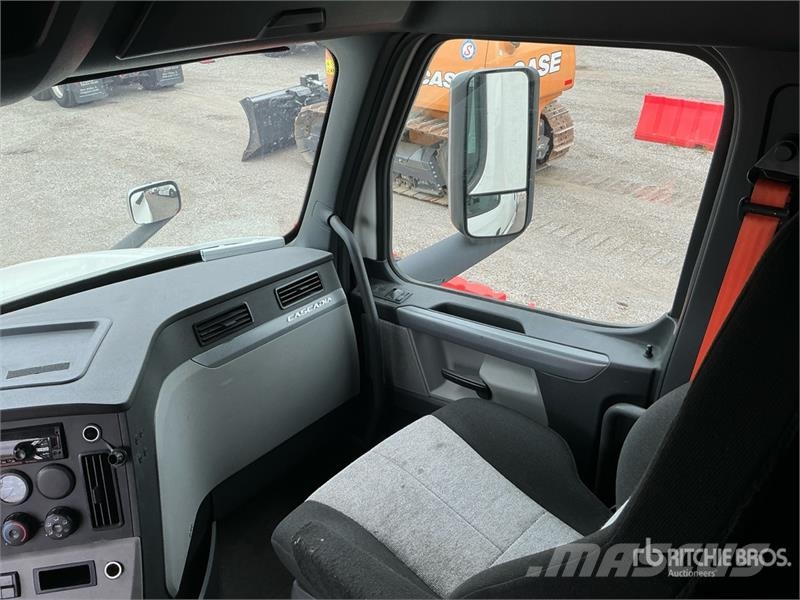 Freightliner Cascadia 126 Vlačilci