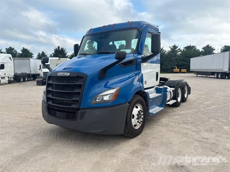 Freightliner Cascadia 116 Vetopöytäautot
