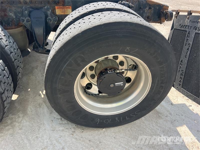 Freightliner Cascadia 116 Prime Movers