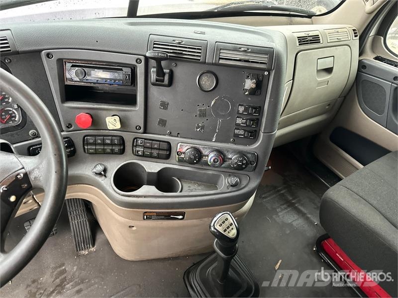 Freightliner Cascadia 125 T/A Sleeper Truck Tractor Sattelzugmaschinen