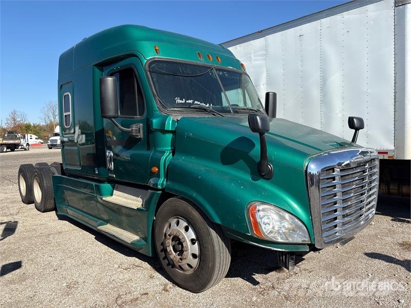 Freightliner Cascadia 125 Tractor Units