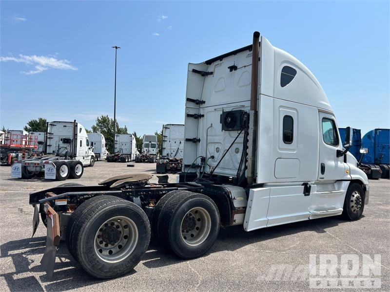 Freightliner Cascadia 125 Çekiciler