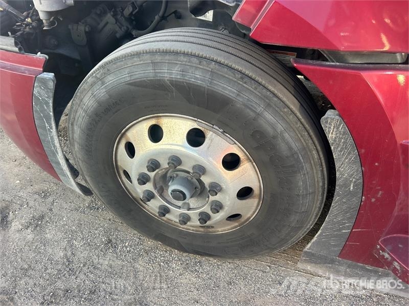 Freightliner Cascadia 126 Влекачи