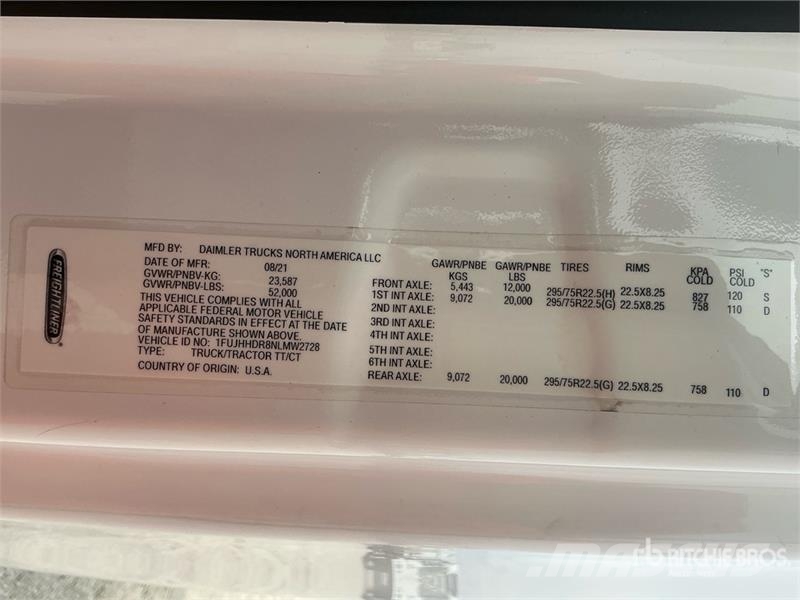 Freightliner Cascadia 126 6x4 T/A Sleeper Truck Tractor Dragbilar