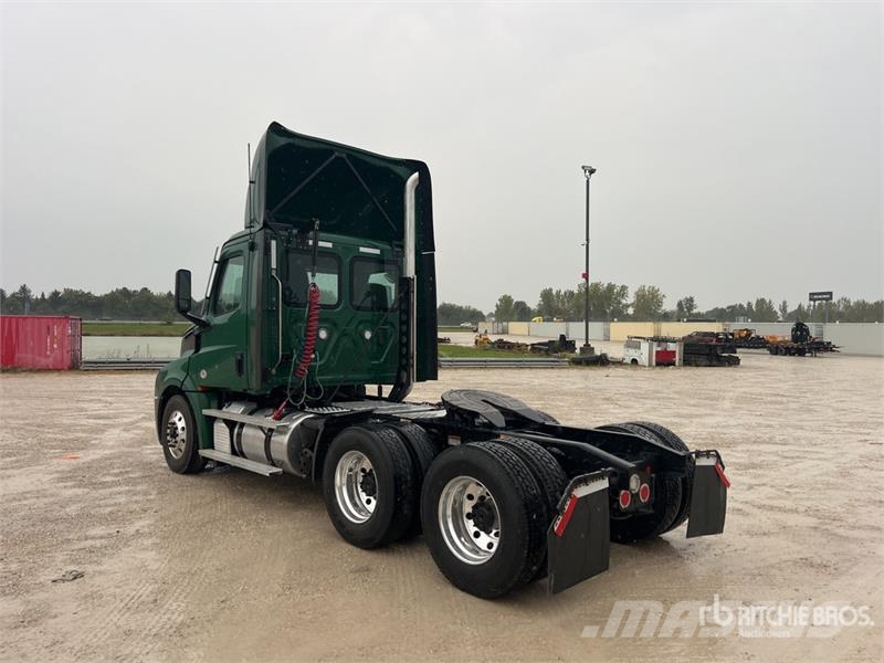 Freightliner Cascadia 126 Vlačilci