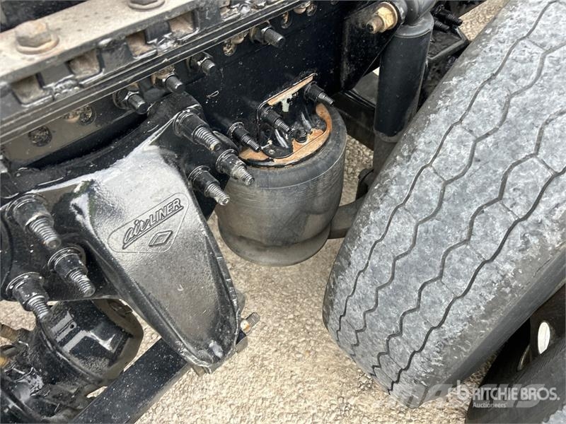 Freightliner Cascadia 126 6x4 Rebuilt Title** T/A Sleeper Truck Trekkers