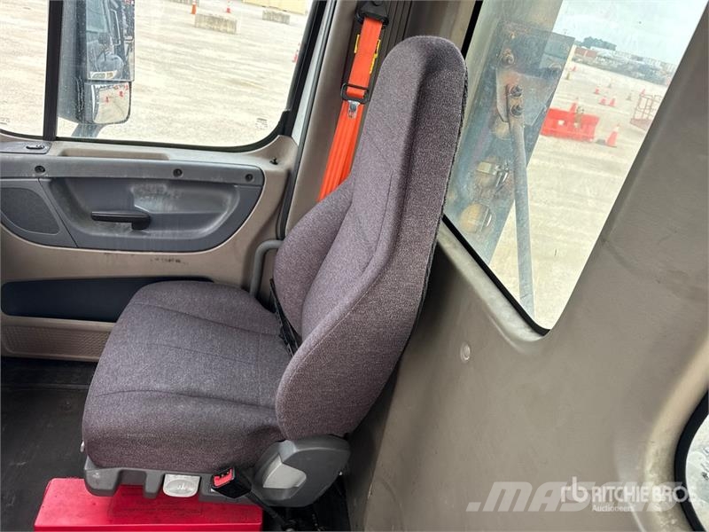Freightliner Cascadia 125 Cavalos mecânicos