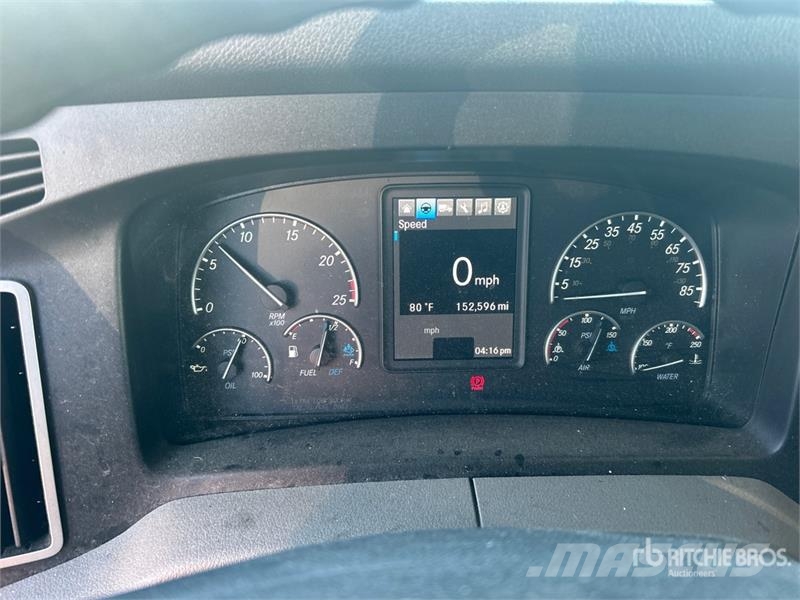 Freightliner Cascadia 126 Влекачи