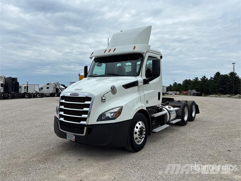Freightliner Cascadia 116 Prime Movers