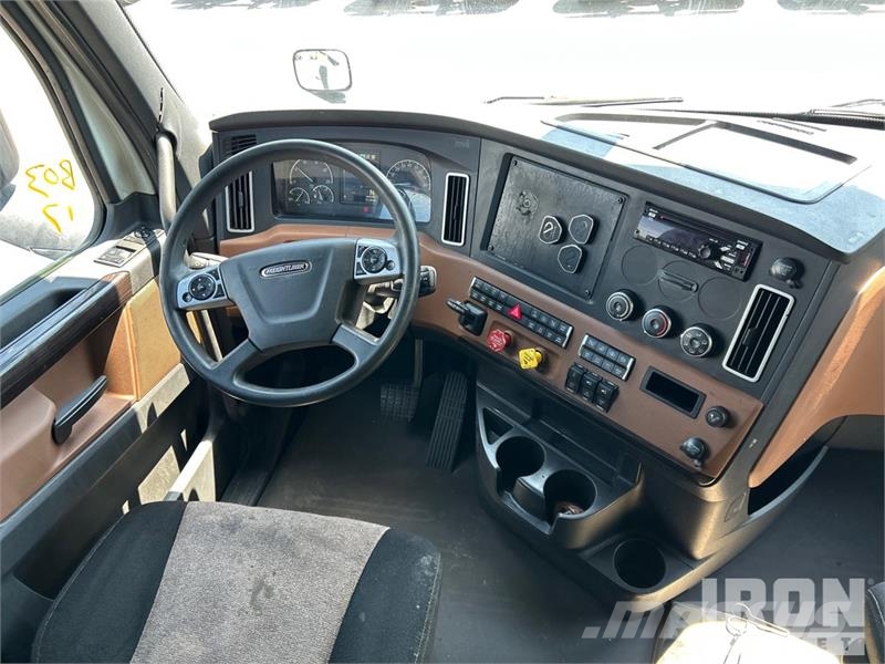 Freightliner Cascadia 126 Çekiciler