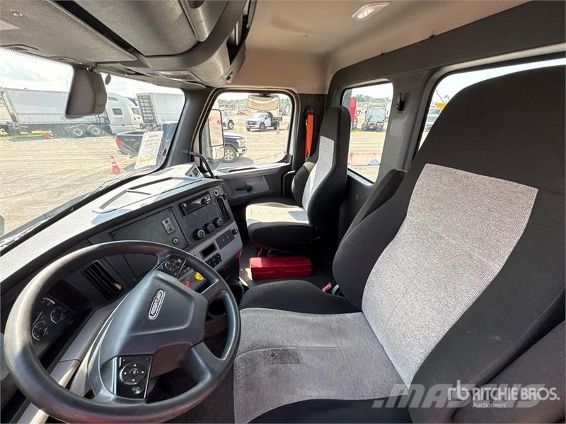 Freightliner Cascadia 126 Tegljači