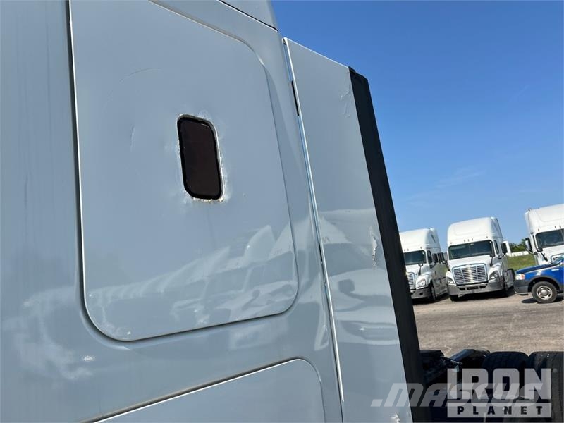 Freightliner Cascadia 126 Trækkere