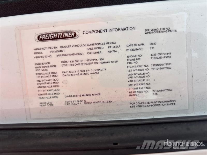 Freightliner Cascadia 126 6x4 T/A Sleeper Truck Tractor Sattelzugmaschinen