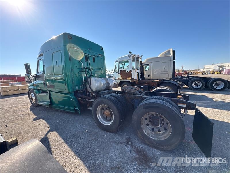 Freightliner Cascadia 125 Тягачі