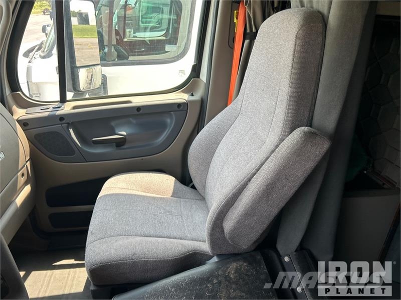 Freightliner Cascadia 125 Çekiciler