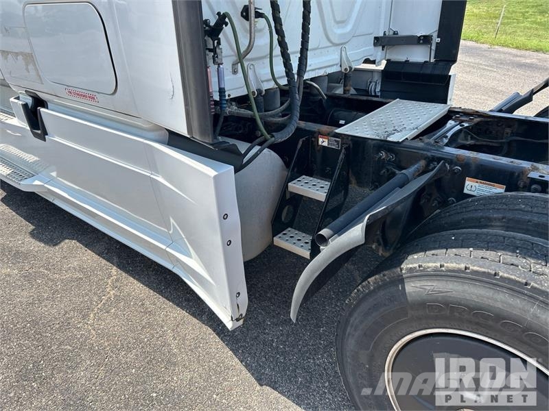Freightliner Cascadia 126 Çekiciler