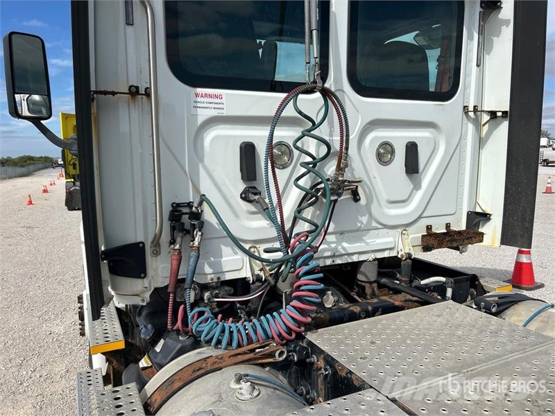 Freightliner Cascadia 113 Sattelzugmaschinen