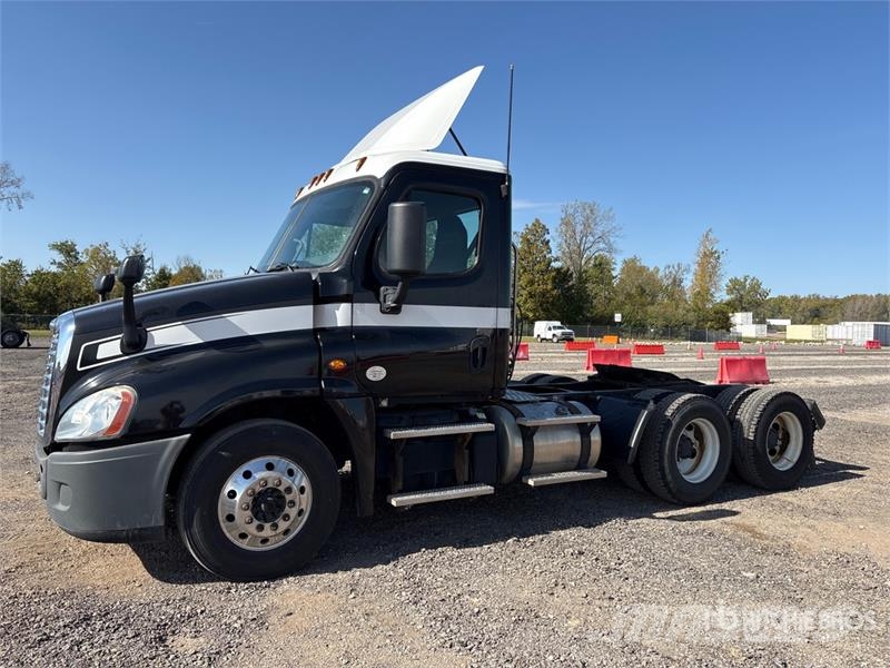 Freightliner Cascadia 125 Nyergesvontatók