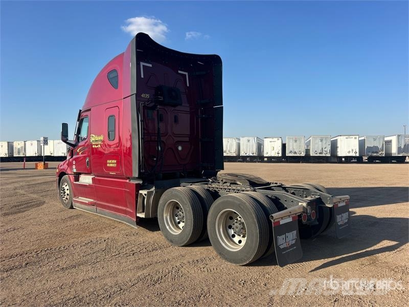 Freightliner Cascadia 126 Влекачи