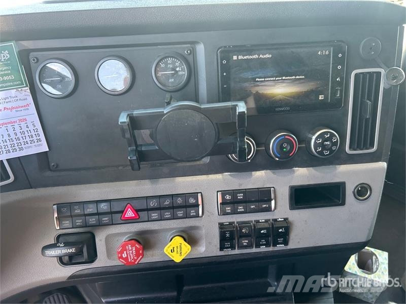 Freightliner Cascadia 126 Влекачи