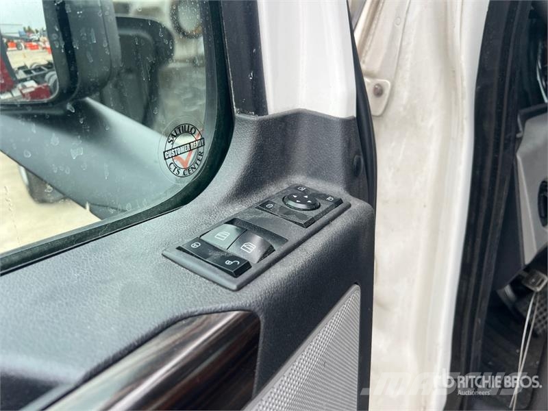 Freightliner Cascadia 126 Тягачі