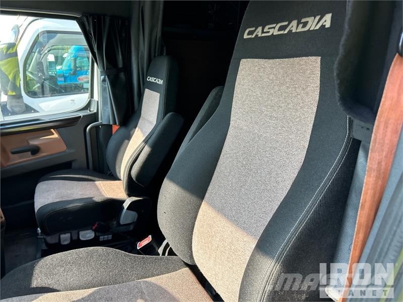 Freightliner Cascadia 126 Trækkere
