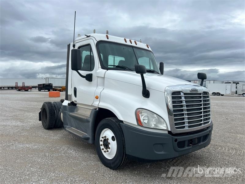 Freightliner Cascadia 125 Тягачі