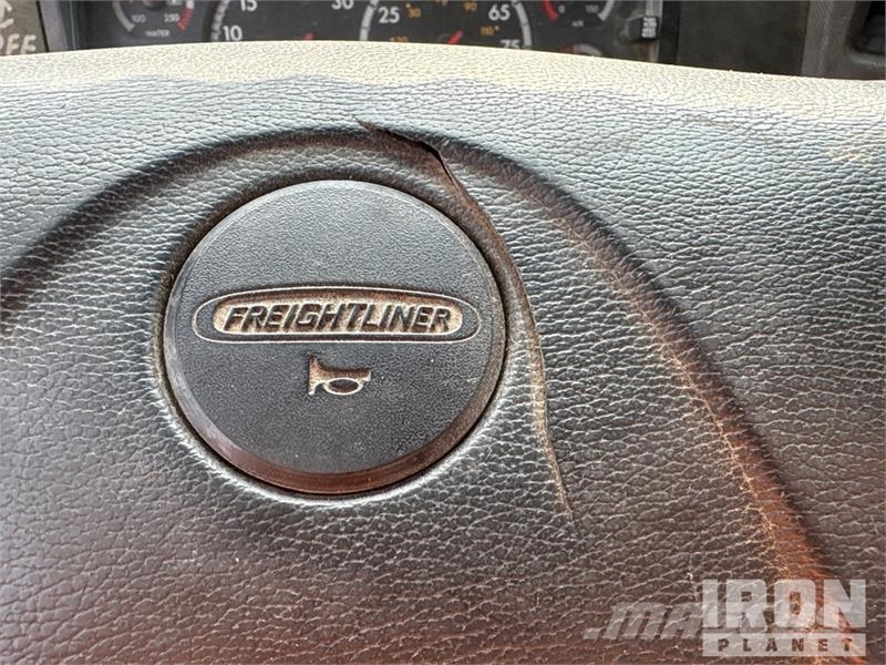 Freightliner Cascadia 125 Vilcēji