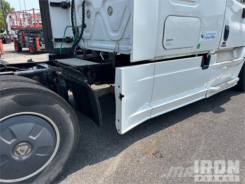 Freightliner Cascadia 125 Çekiciler