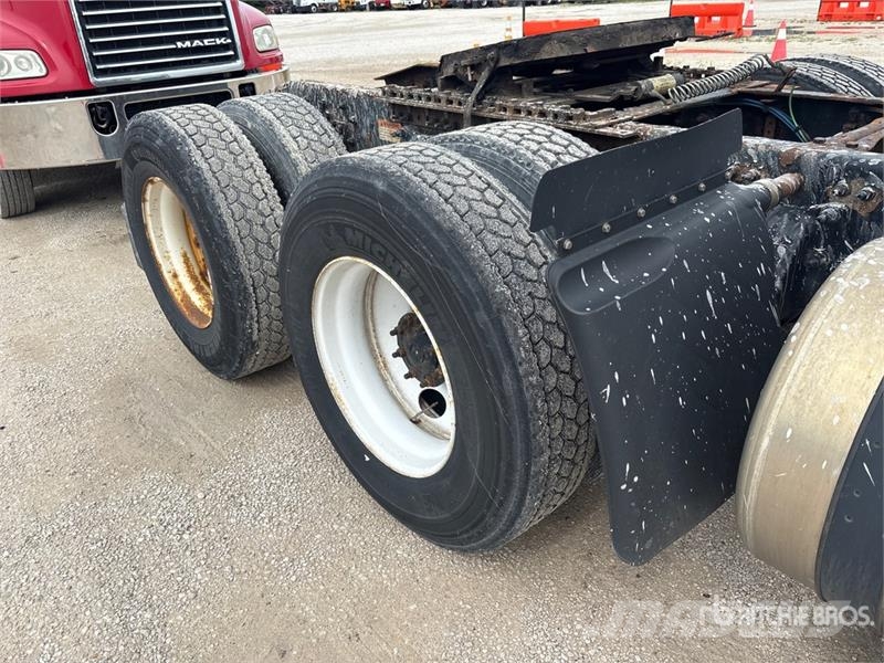 Freightliner Cascadia 126 Çekiciler