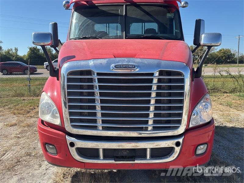 Freightliner Cascadia 113 Tegljači