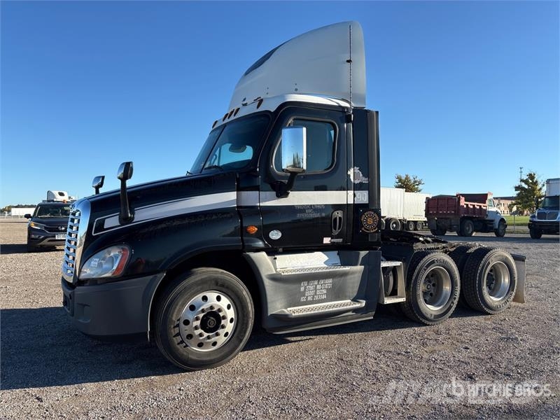 Freightliner Cascadia 125 Tegljači