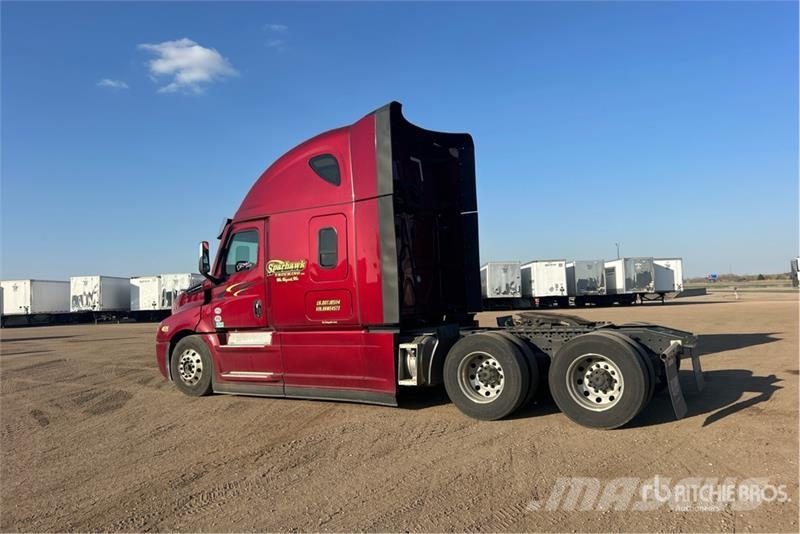 Freightliner Cascadia 126 Влекачи