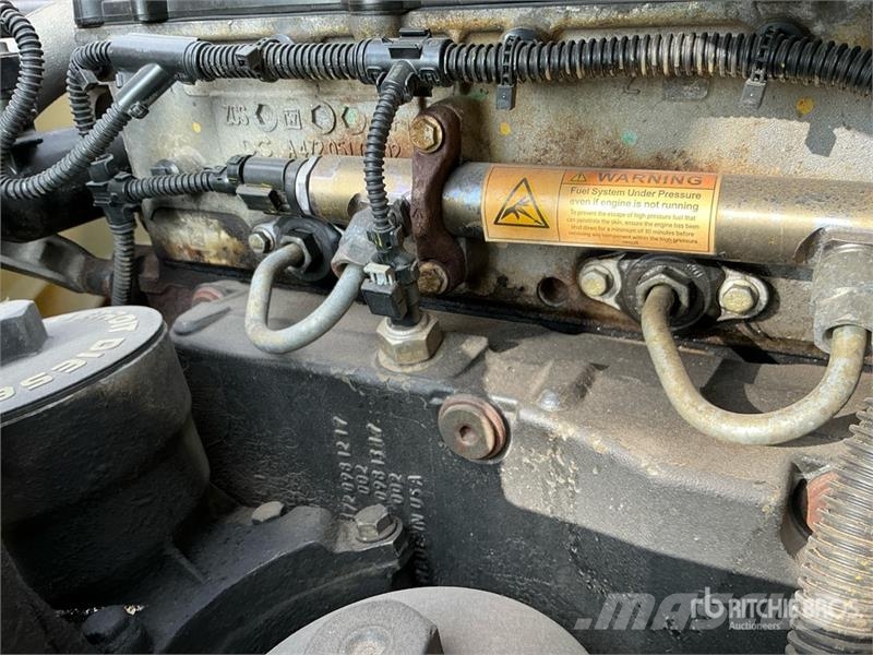 Freightliner Cascadia 125 T/A Sleeper Truck Tractor وحدات الجر