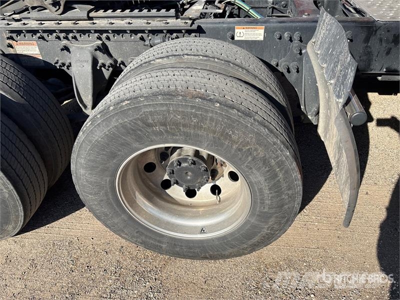 Freightliner Cascadia 126 Влекачи