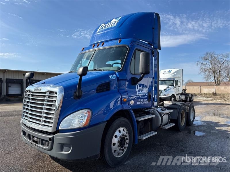 Freightliner Cascadia 113 Tracteur routier