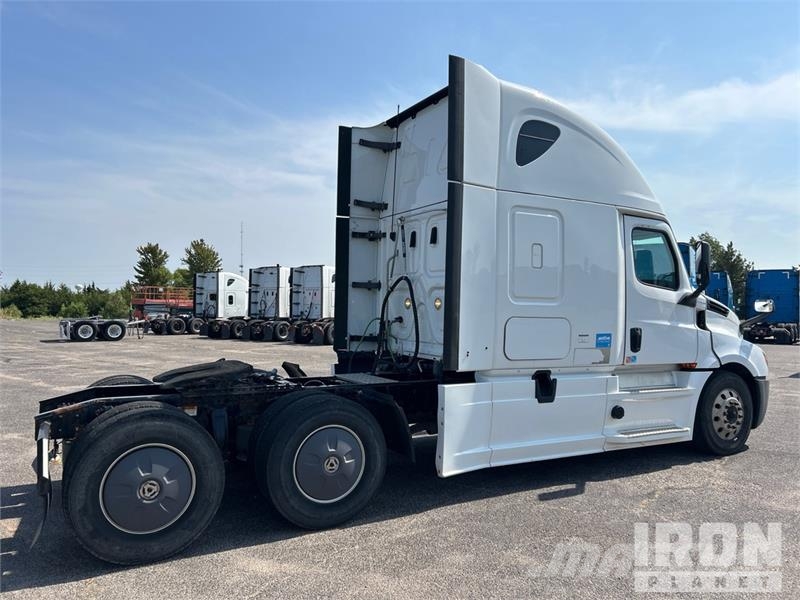 Freightliner Cascadia 126 Çekiciler