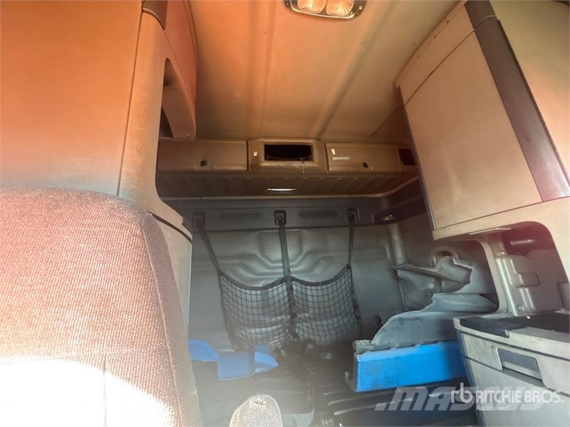 Freightliner Cascadia 125 Vlačilci
