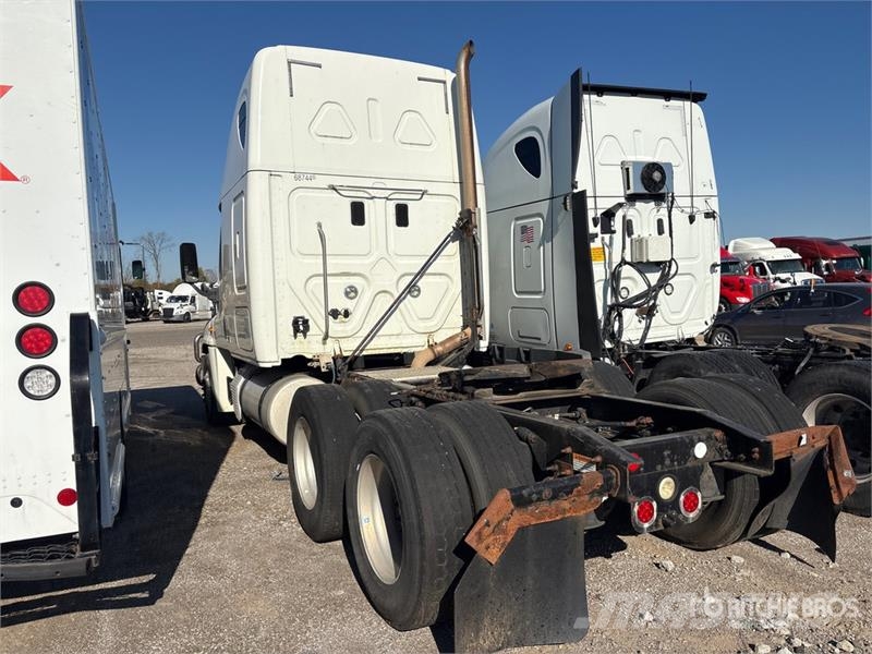Freightliner Cascadia 125 Тягачі