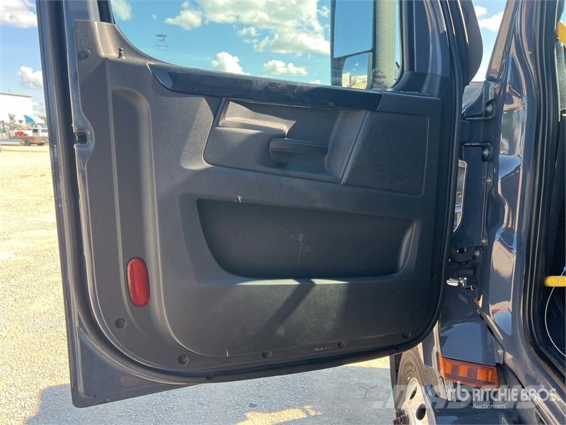 Freightliner Cascadia 116 Cabezas tractoras