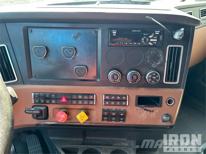 Freightliner Cascadia 126 Çekiciler
