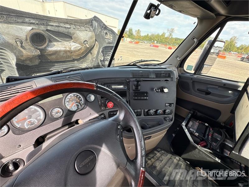 Freightliner Cascadia 125 Влекачи
