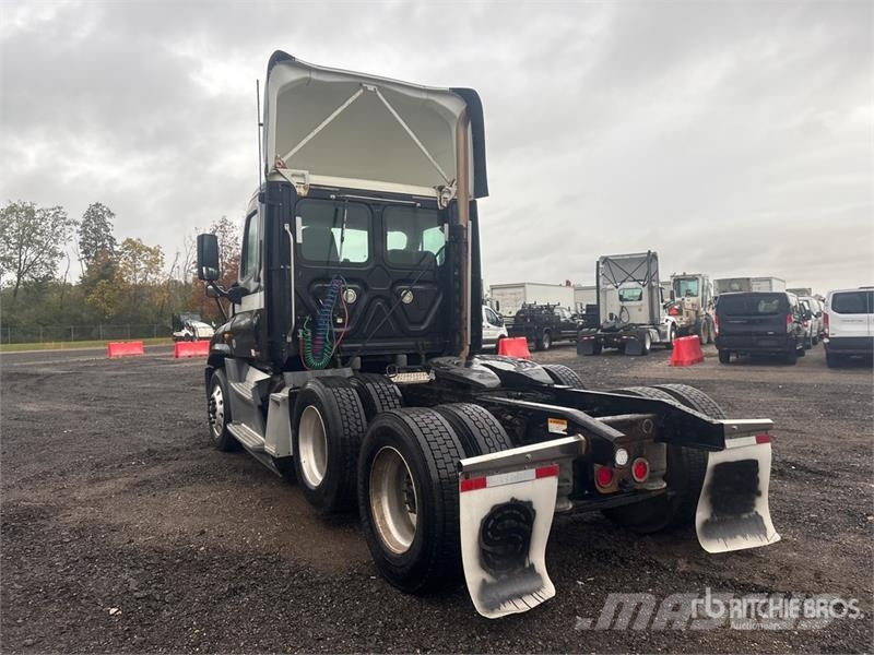 Freightliner Cascadia 125 Sattelzugmaschinen