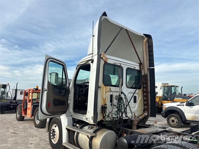Freightliner Cascadia 125 Cavalos mecânicos