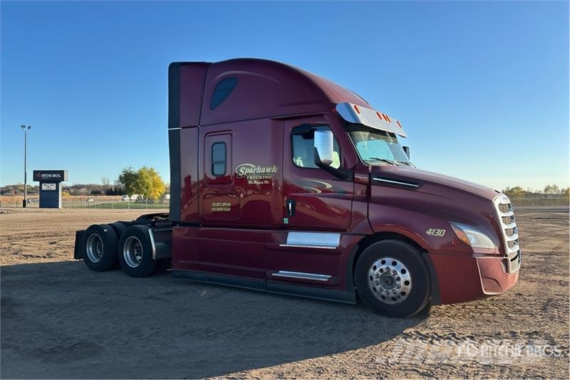 Freightliner Cascadia 126 Tahače