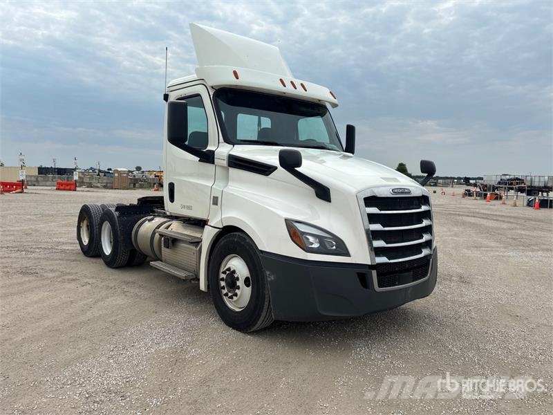 Freightliner Cascadia 126 Çekiciler