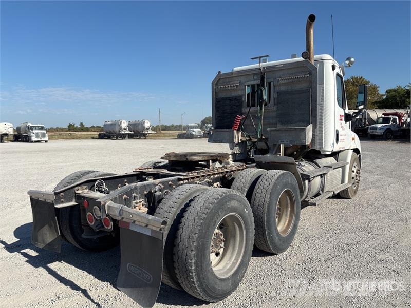 Freightliner Cascadia 113 Vlačilci