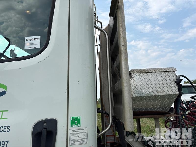 Freightliner Cascadia 125 Vilcēji